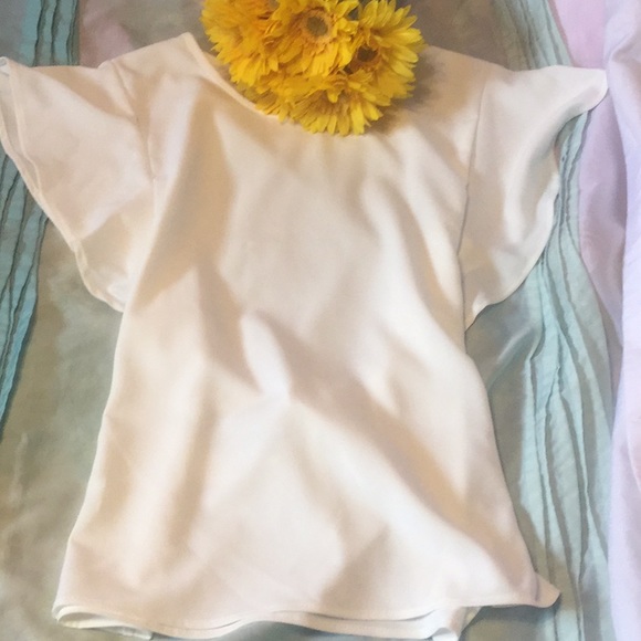 ❌DONATED❌White Fluttering Short Sleeve Waist Tie Top - Picture 5 of 10